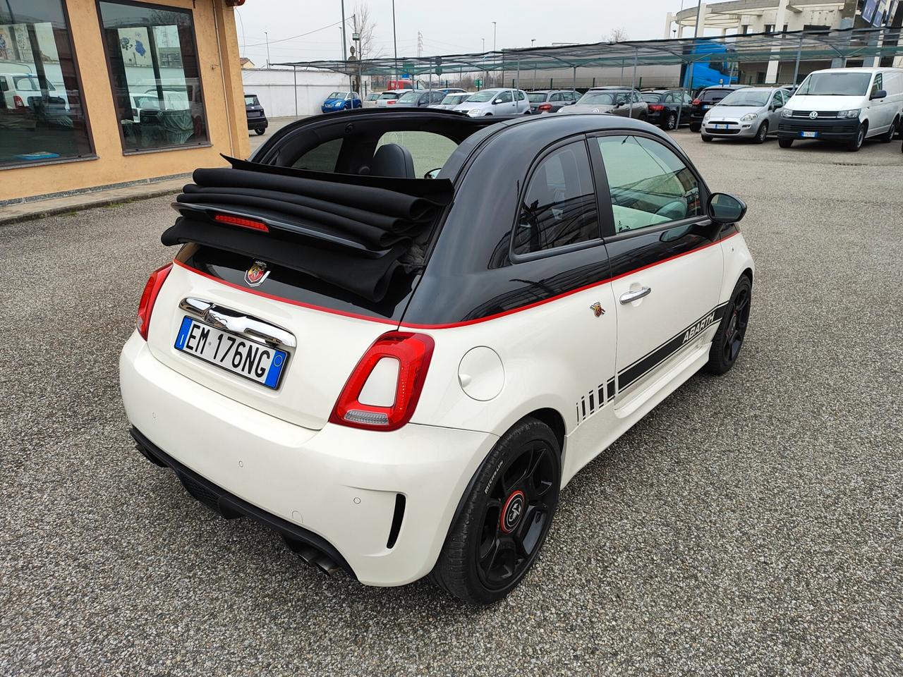 Abarth 500 C 1.4 Turbo T-Jet MTA Bicolore