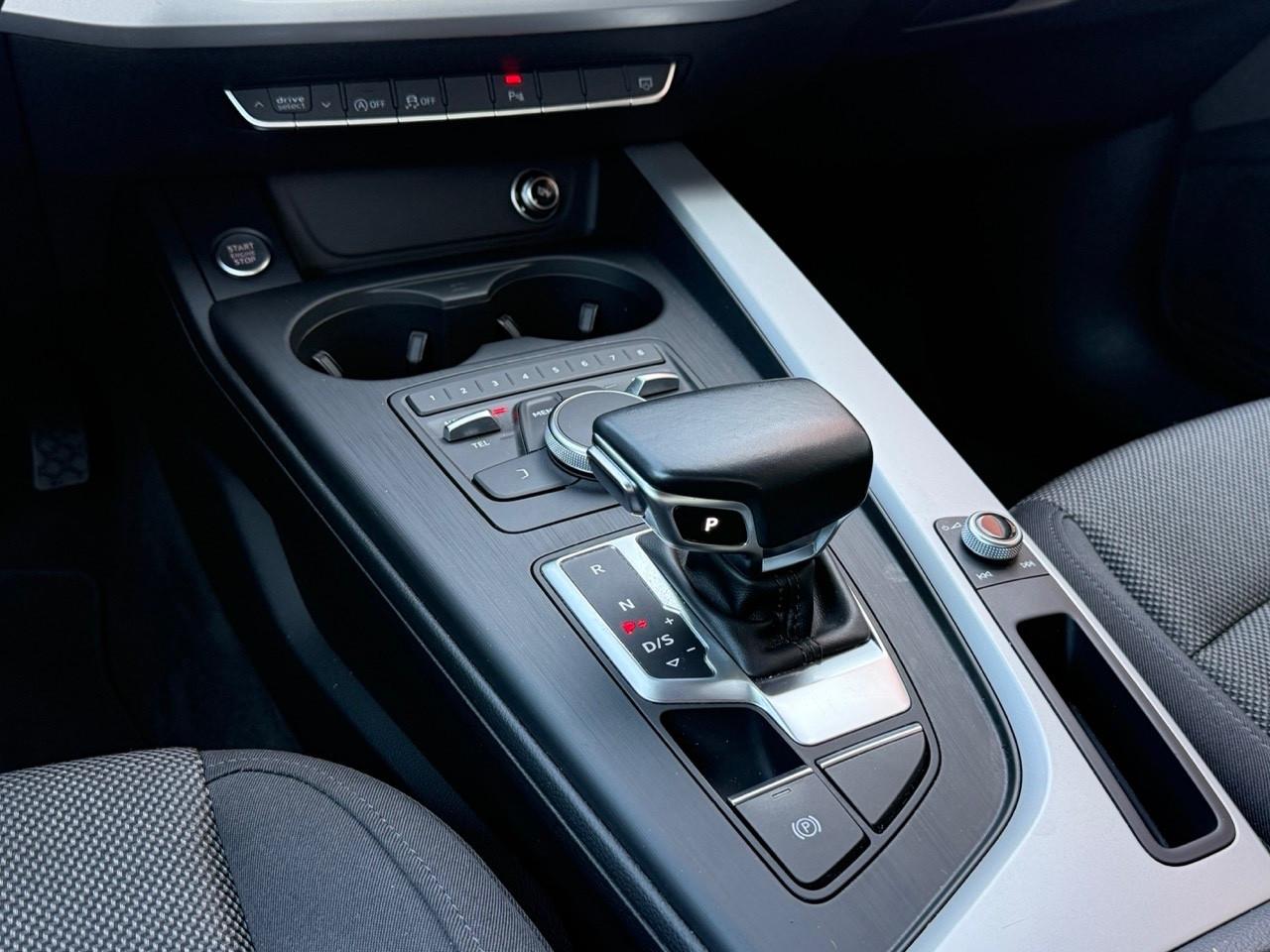 Audi A4 Avant 40 TDI quattro S tronic MATRIX/UNIPRO