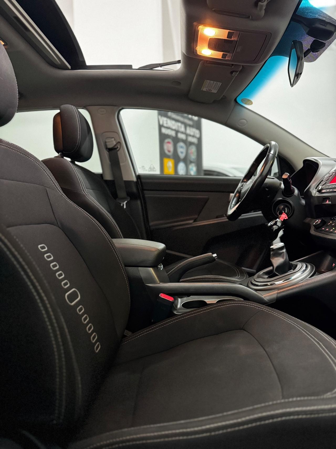 Kia Sportage 1.7 CRDI VGT 2WD Plus