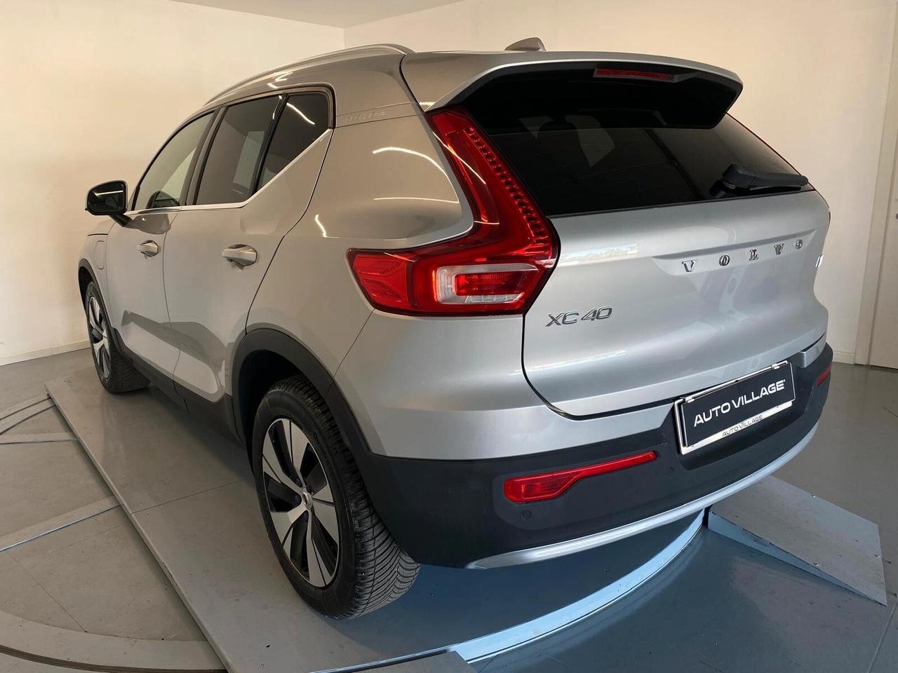 Volvo XC40 T4 Recharge Plug-in Hybrid automatico Core