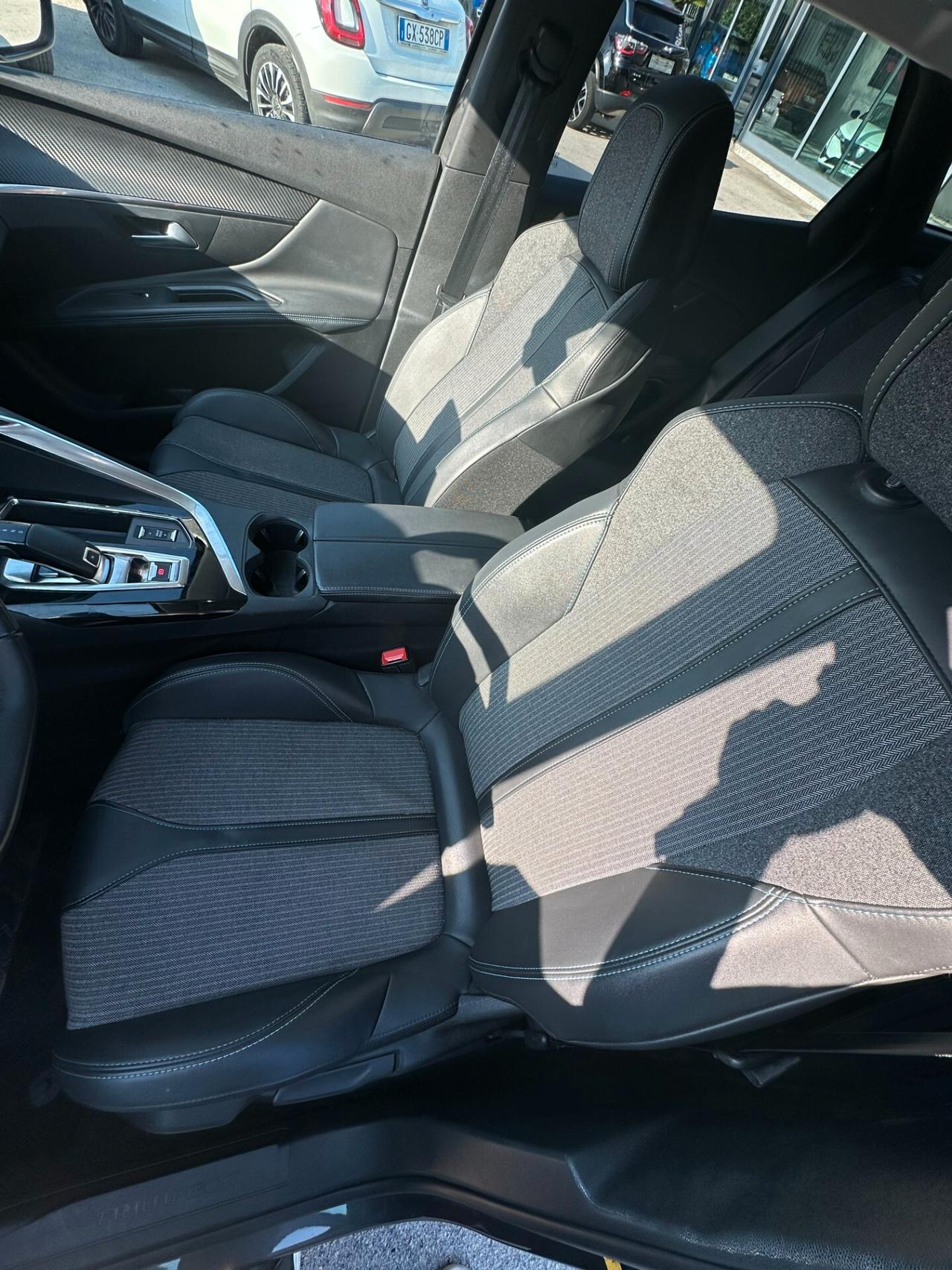 Peugeot 3008 BlueHDi 130 S&S EAT8 Allure Pack