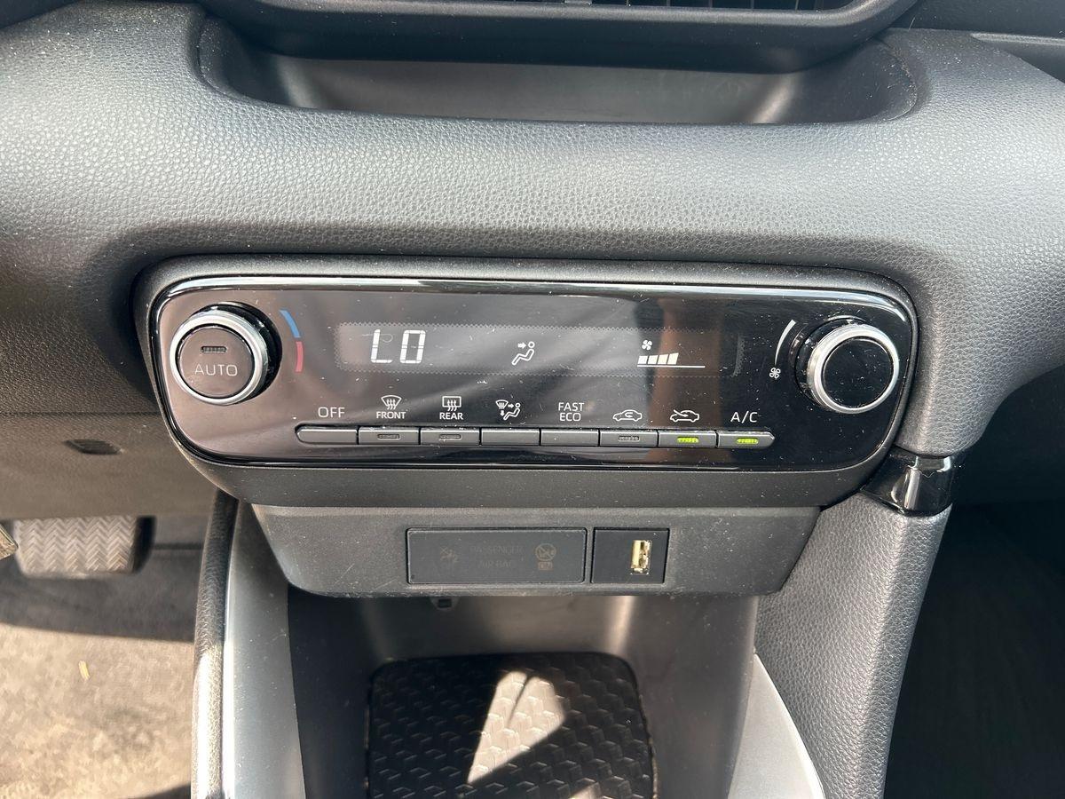 TOYOTA Yaris IV 2020 - Yaris 1.5h Trend