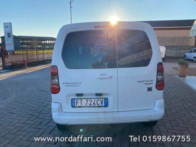 PEUGEOT Partner Tepee BlueHDi 100 4x4 Active Traction Control