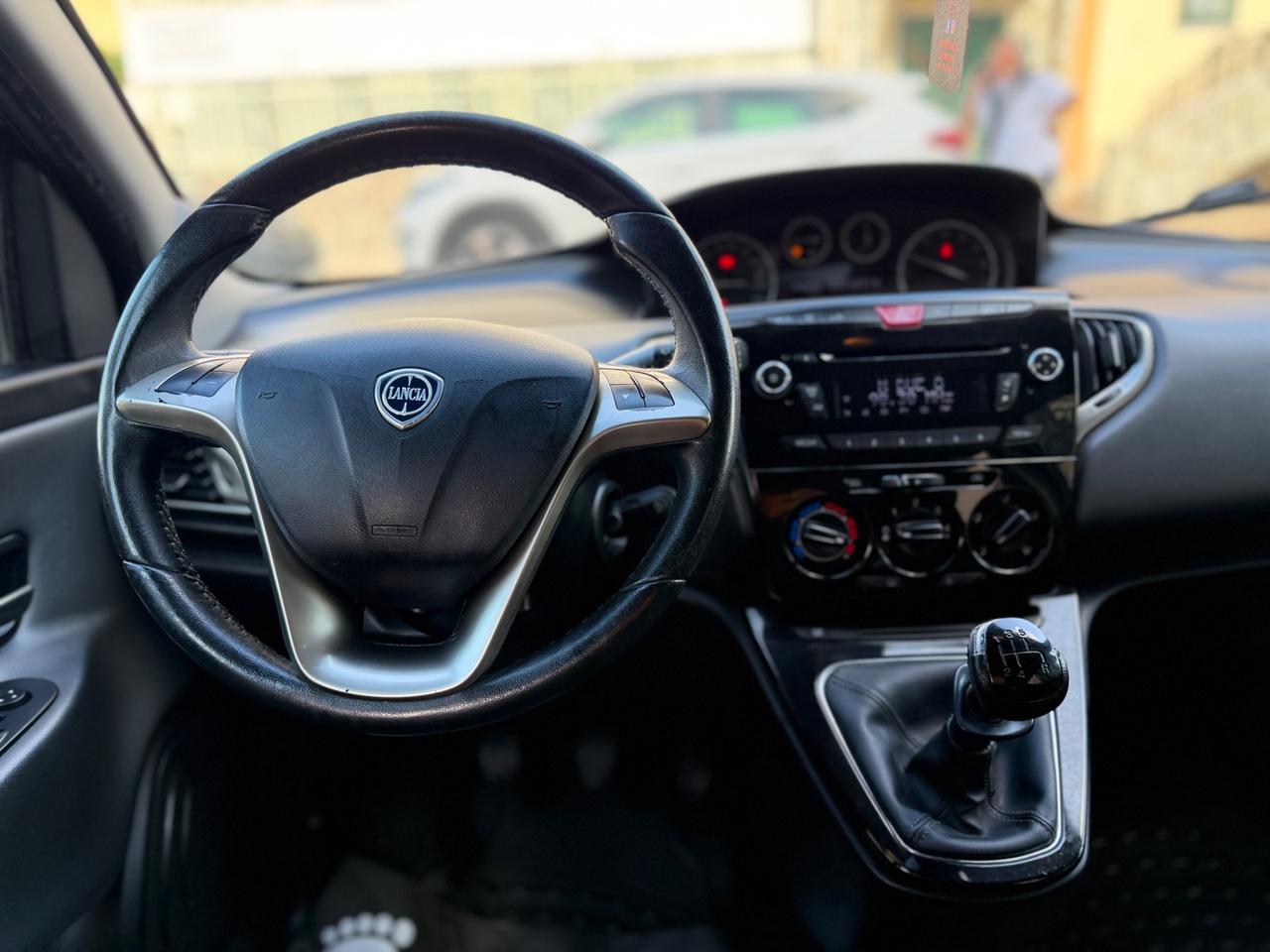 Lancia Ypsilon 1.2 69CV Elefantino
