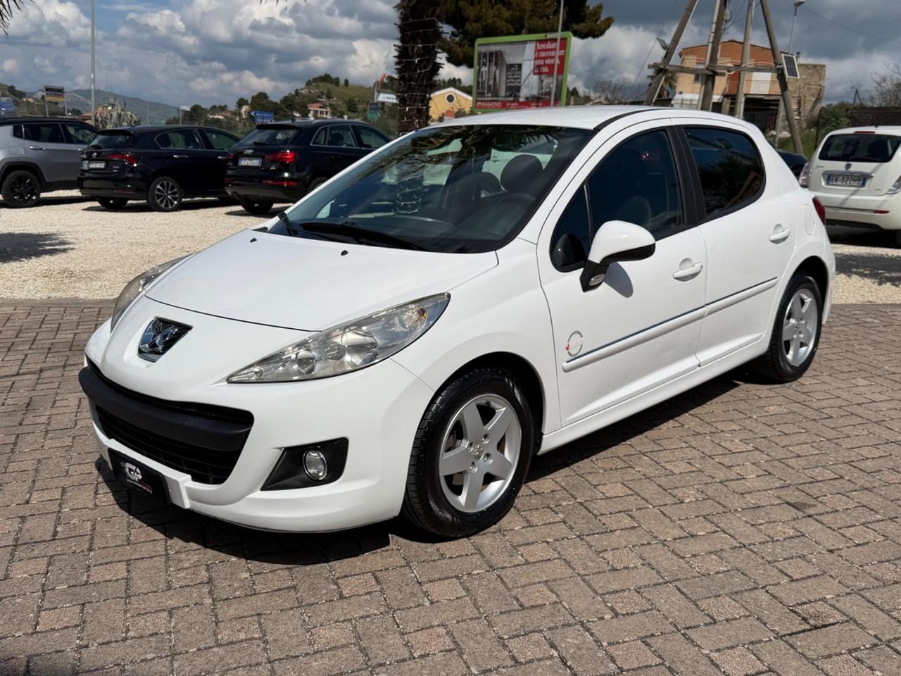 Peugeot 207 1.4 HDi 70CV 5p. Allure