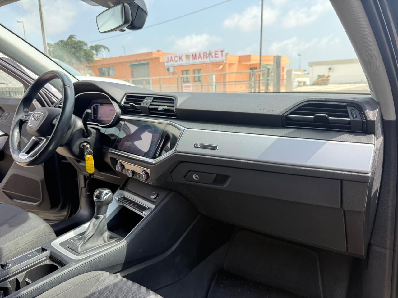 Audi Q3 35 TDI S tronic Business Advanced