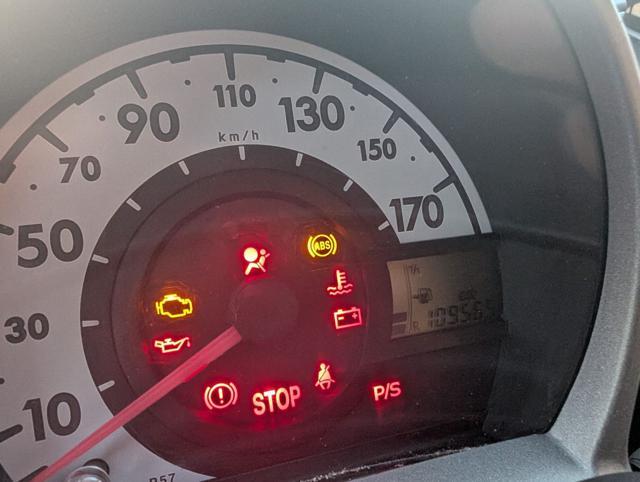 TOYOTA Aygo 1.0 12V VVT-i 5 porte Active Connect - TAGLIANDATA