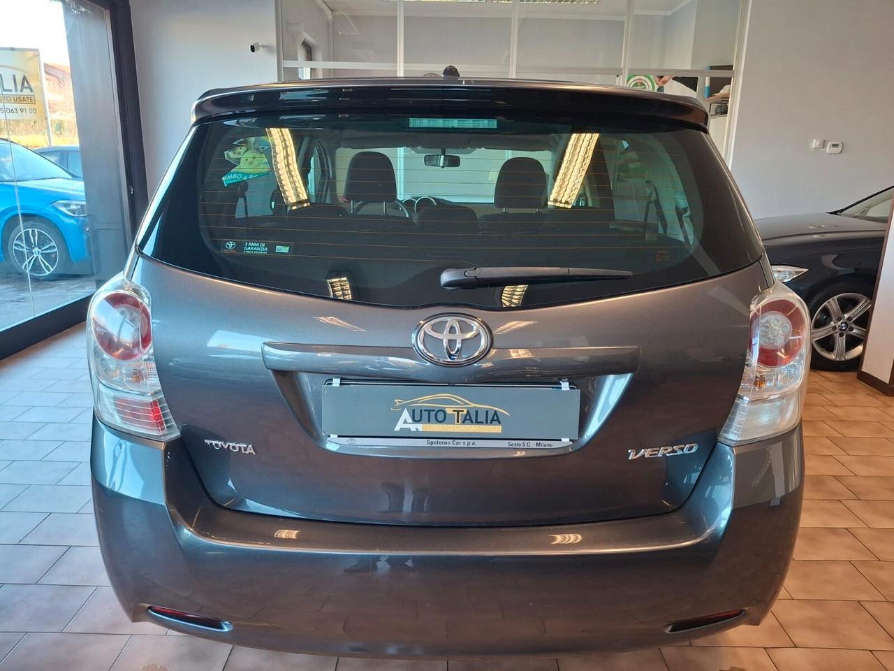 Toyota Verso 2.0d Active *7 POSTI