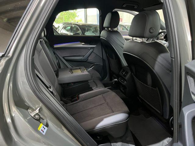 AUDI Q5 SPB Sportback 40 TDI quattro Identity Black S line