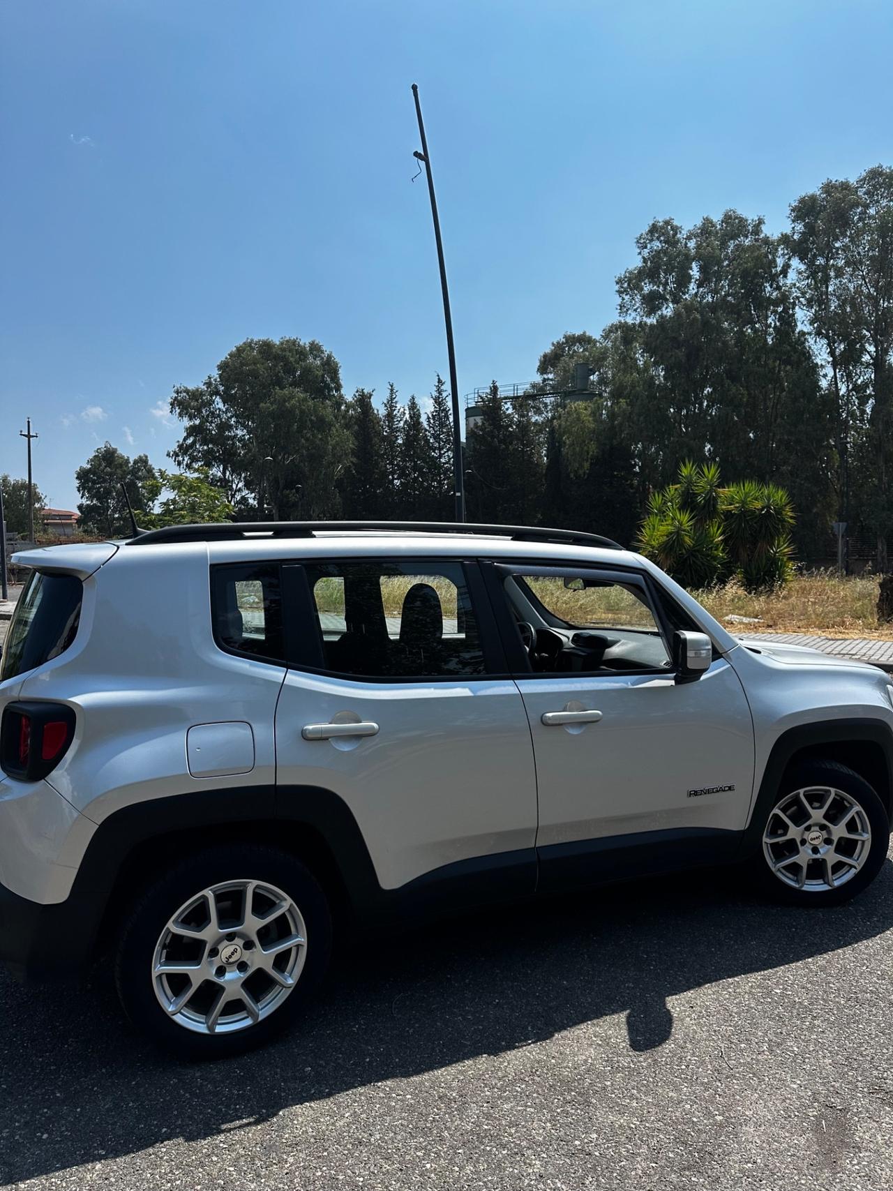 Jeep Renegade 1.6 Mjt 120 CV Longitude