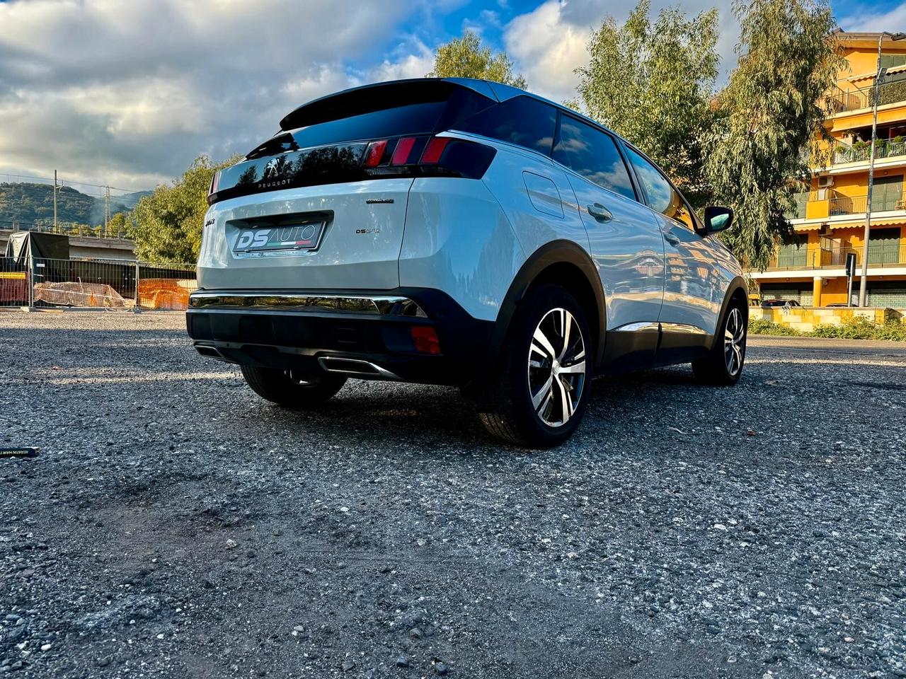 PEUGEOT 3008 BLUEHDi 120 S&S GT LINE