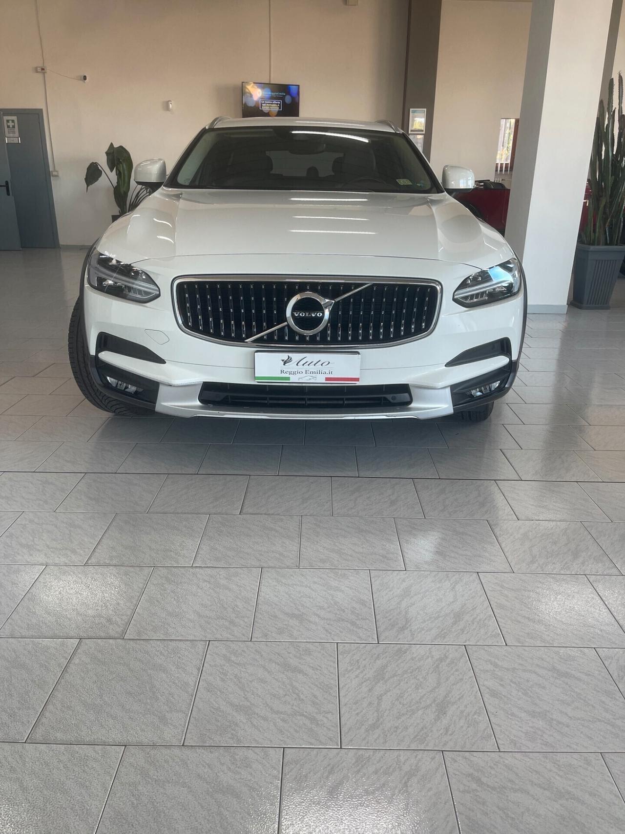 Volvo V90 Cross Country D4 AWD Geartronic Volvo Ocean Race