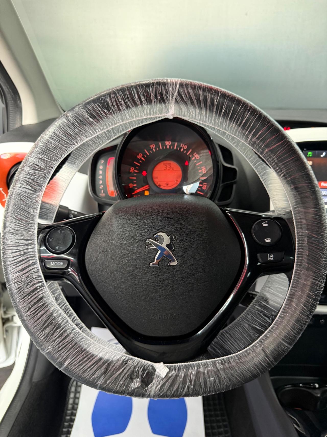 Peugeot 108 1.0 VTi Roland Garros TOP! CABRIO