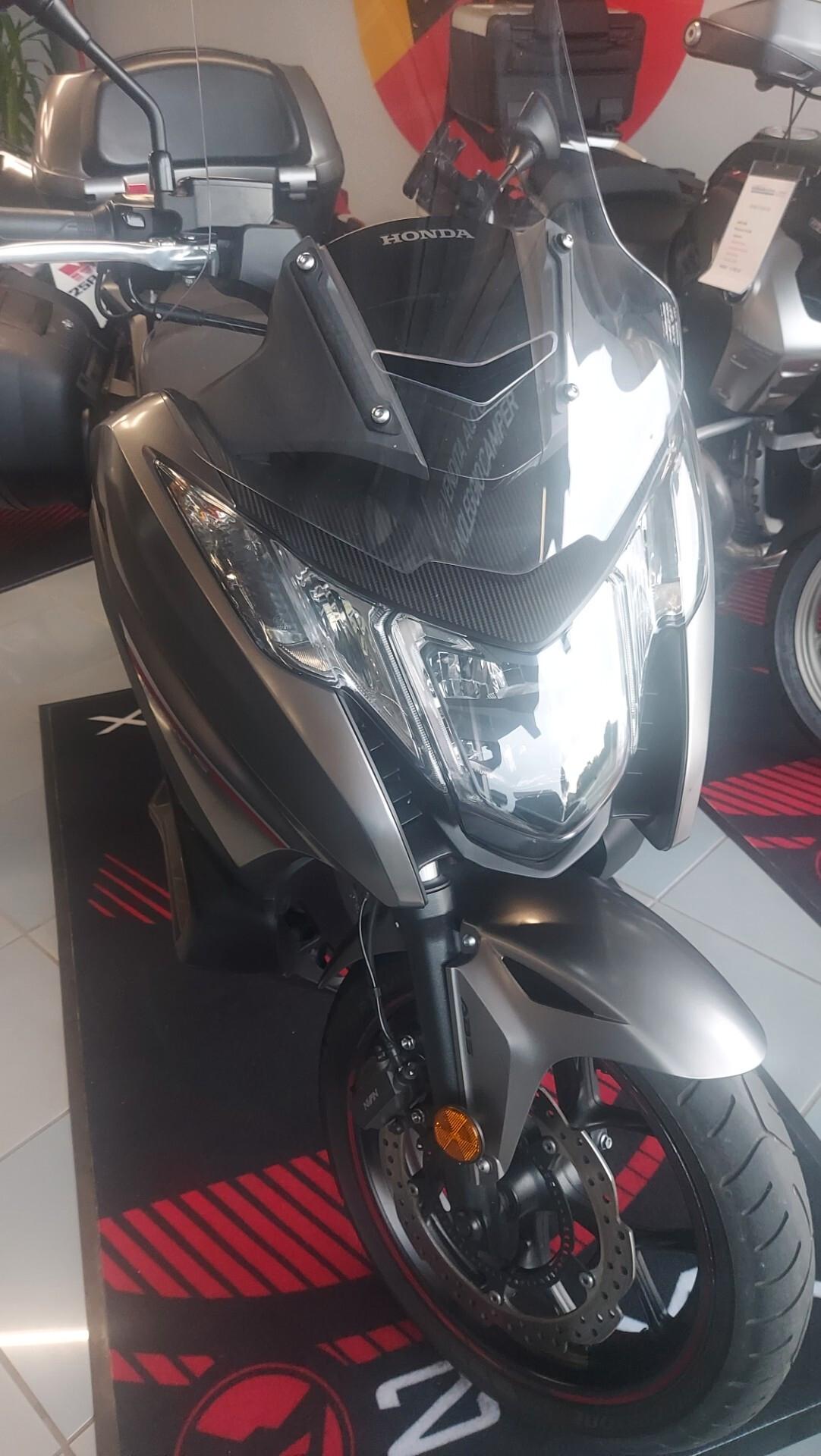 Honda Integra 750 S - Fari Led - Tris Bauli