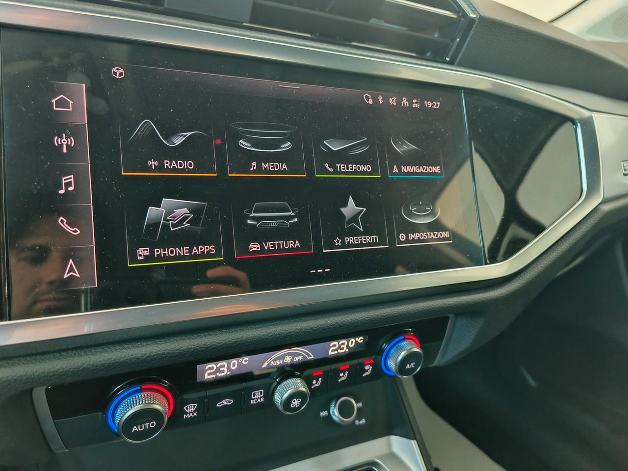 Audi Q3 35 TDI S tronic Business