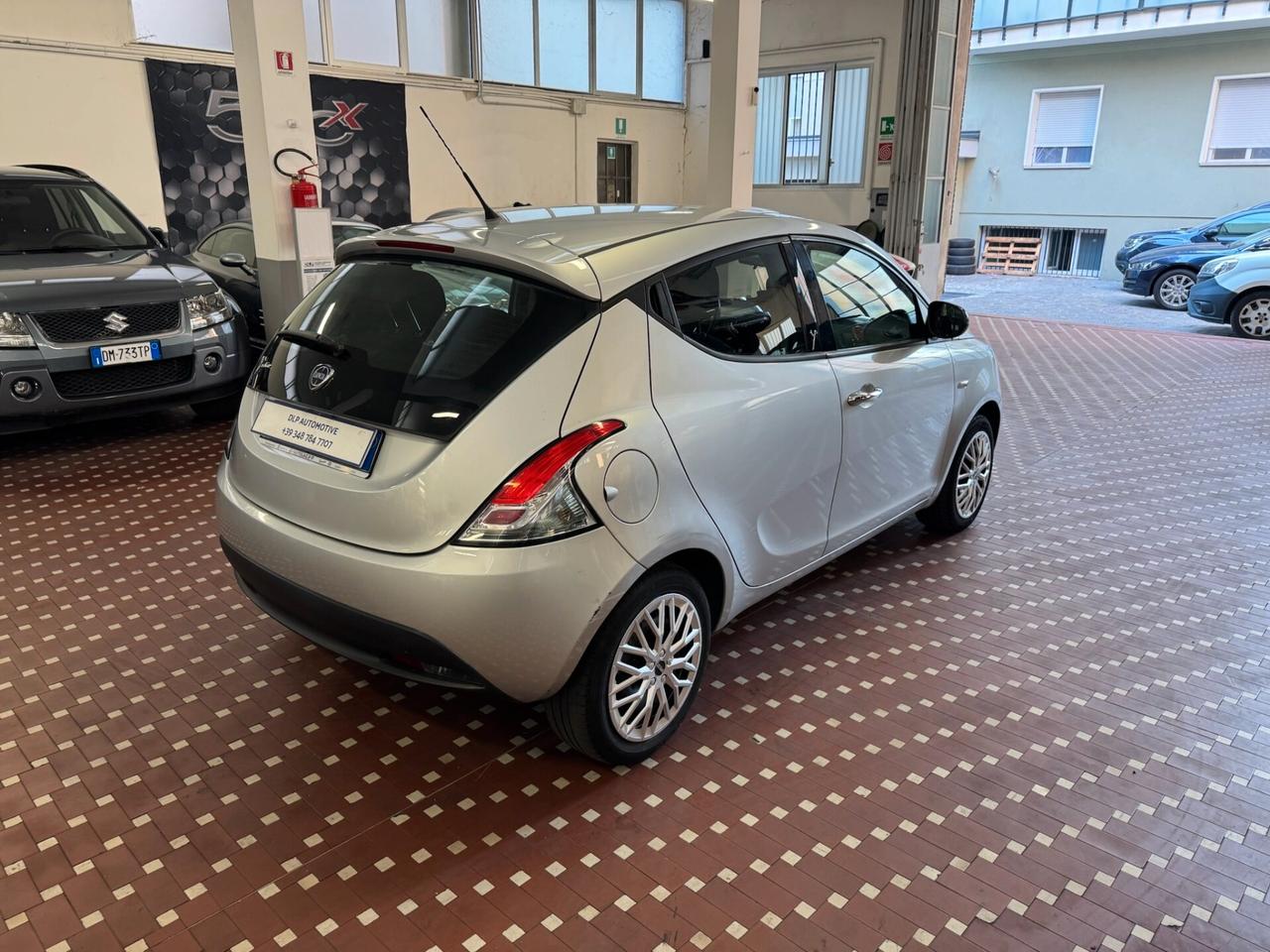 Lancia Ypsilon 1.2 69 CV 5 porte Platinum - UNICO PROPRIETARIO