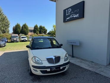 Lancia Ypsilon 1.4 Oro Giallo