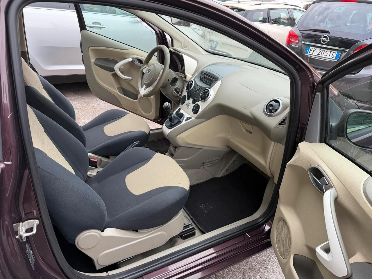 Ford Ka 1.2 8V 69CV Titanium