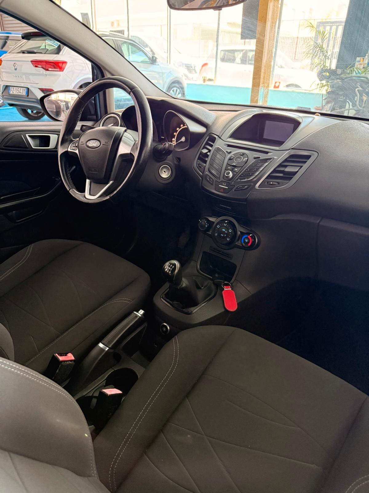 Ford Fiesta 1.4 5 porte Bz.- GPL Black & White Edition