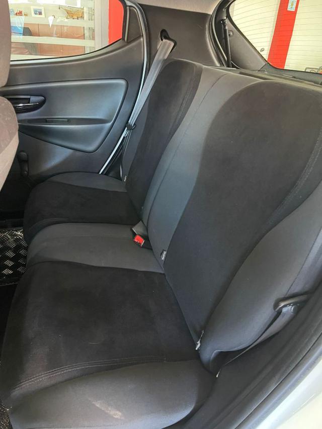 LANCIA Ypsilon 0.9 TwinAir 85 CV 5 porte S&S DFN Gold