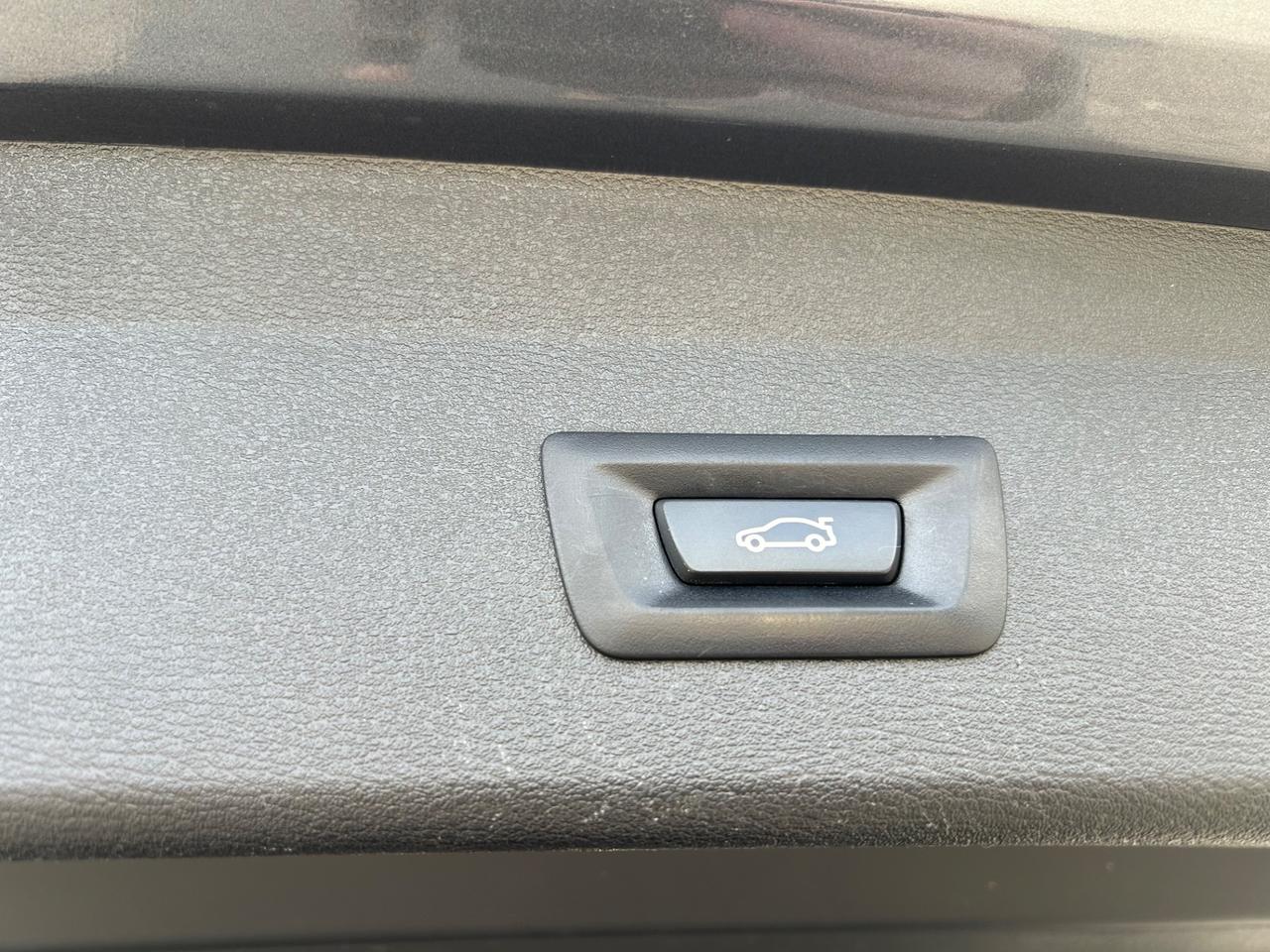 Bmw X1 xDrive18d X-LINE