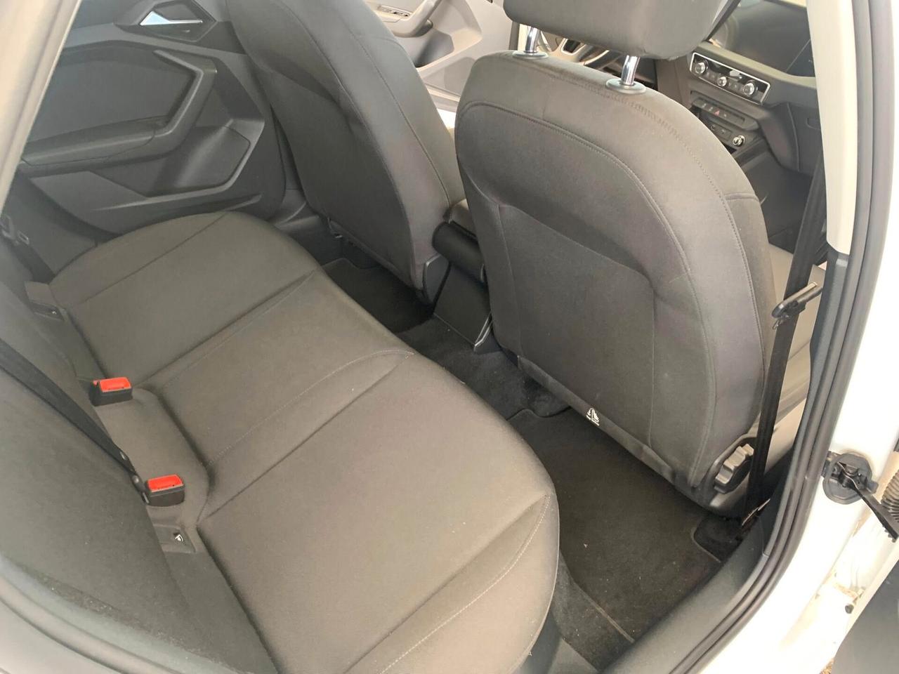 Audi A1 SPB 116cv S tronic Admired full