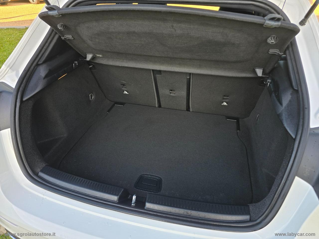 MERCEDES-BENZ A 200 d Automatic Premium AMG Line