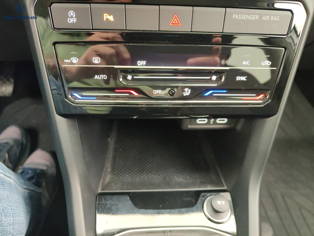 VOLKSWAGEN T-Cross - T-Cross 1.0 TSI Sport