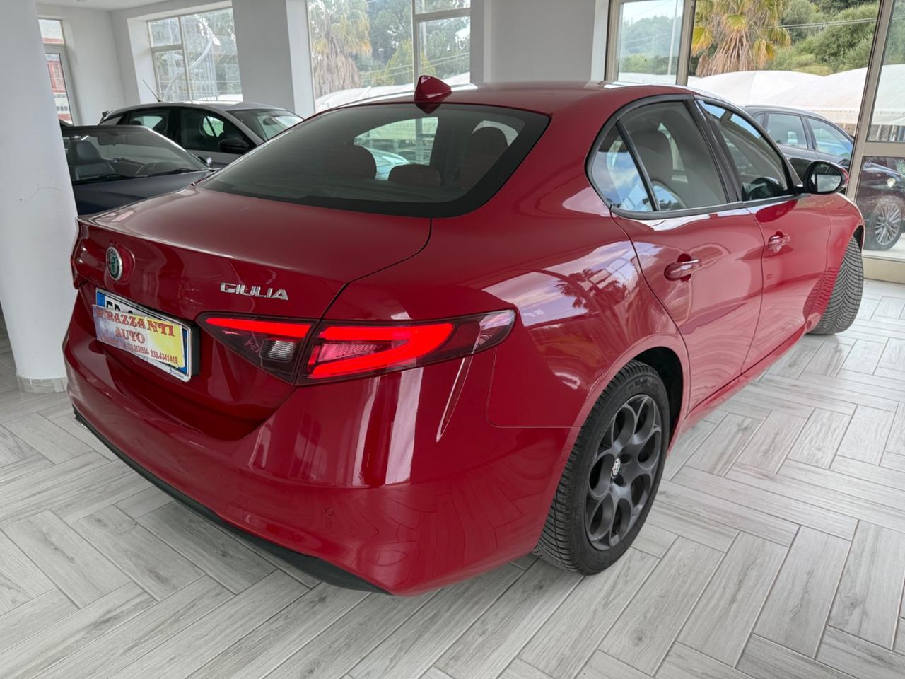 Alfa Romeo Giulia 2.2TurboD150cv ROSSO FERRARI+CARTIER2019