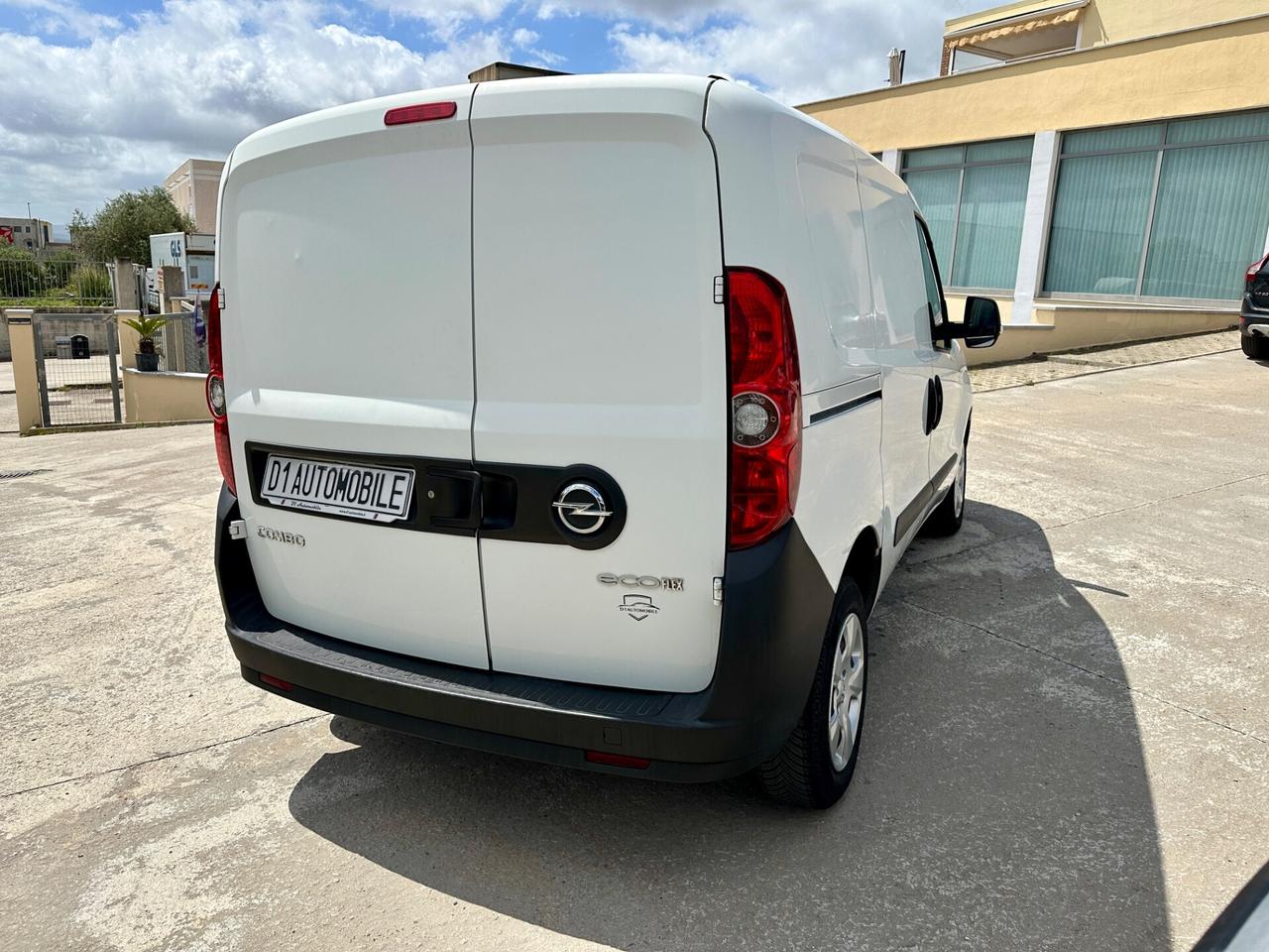 Opel Combo 1.3 CDTi 95CV Van