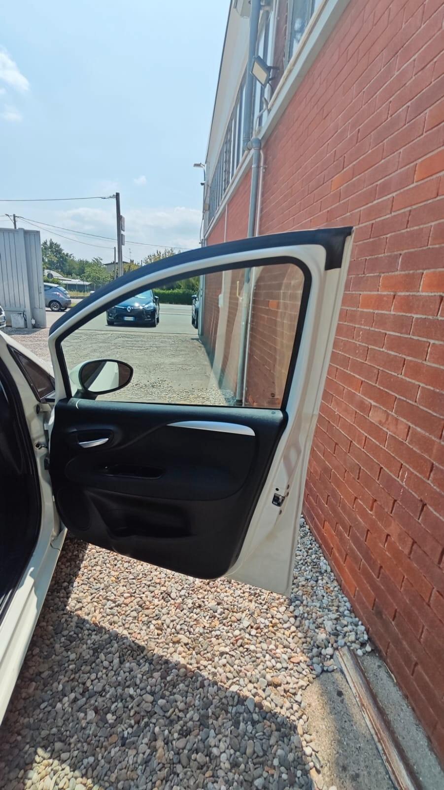 Fiat Punto 1.3 MJT II 75 CV 5 porte Lounge