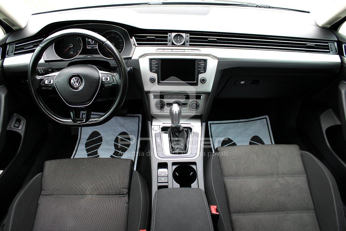 VOLKSWAGEN Passat Variant 2.0 TDI DSG Business BlueMotion Tech