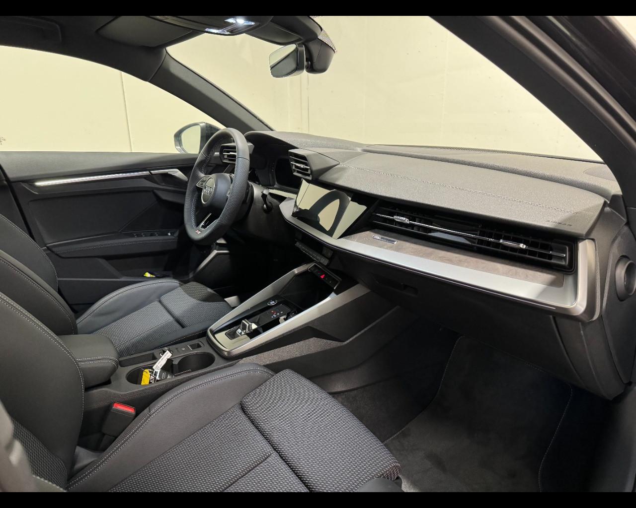 AUDI A3 SPORTBACK 45 TFSIe S-TRONIC S-LINE