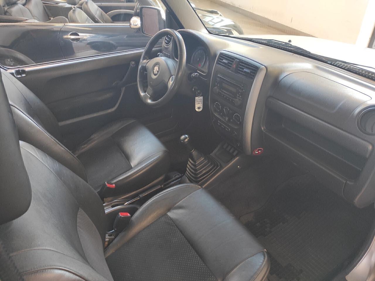 Suzuki Jimny 1.3i 16V cat 4WD JLX