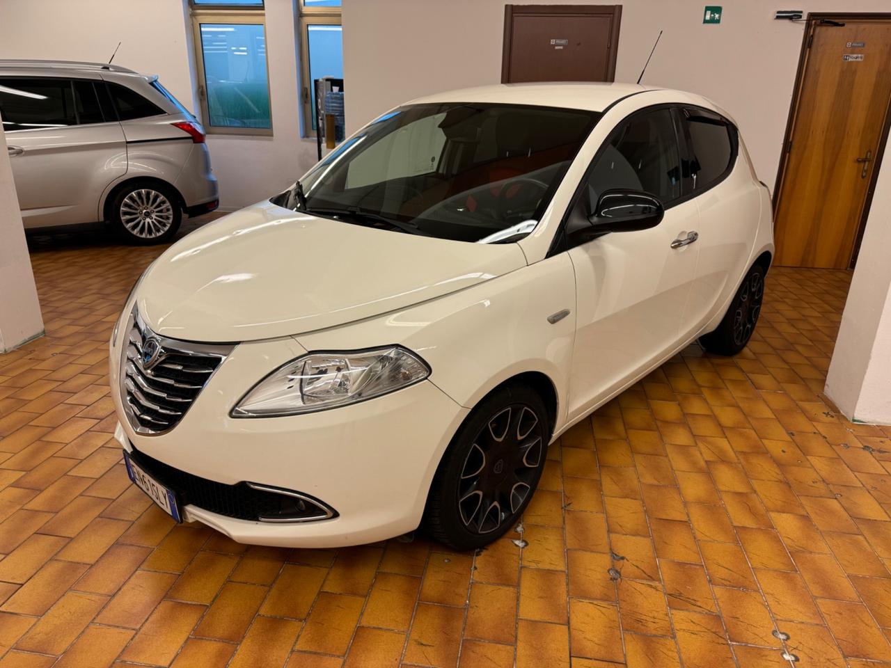 Lancia Ypsilon 1.3 MJT EURO 5B