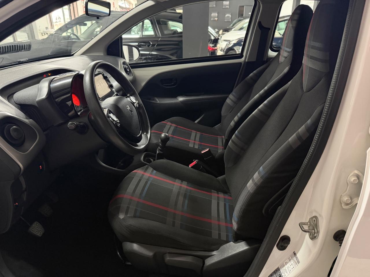 Peugeot 108 1.0 VTi (69) 5p Allure Top 2014