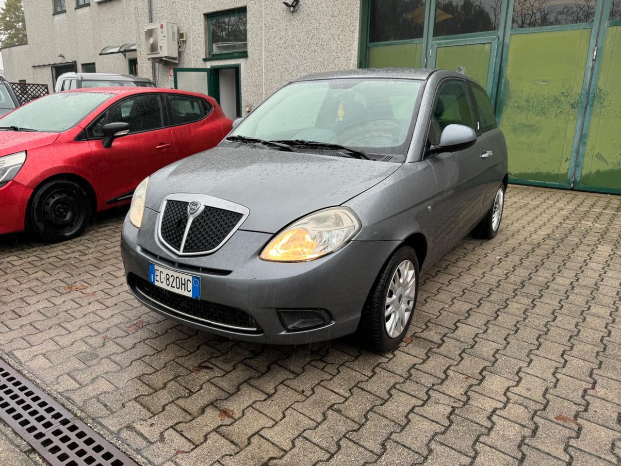 Lancia Ypsilon 1.2 Benzina Gpl x neopatentati