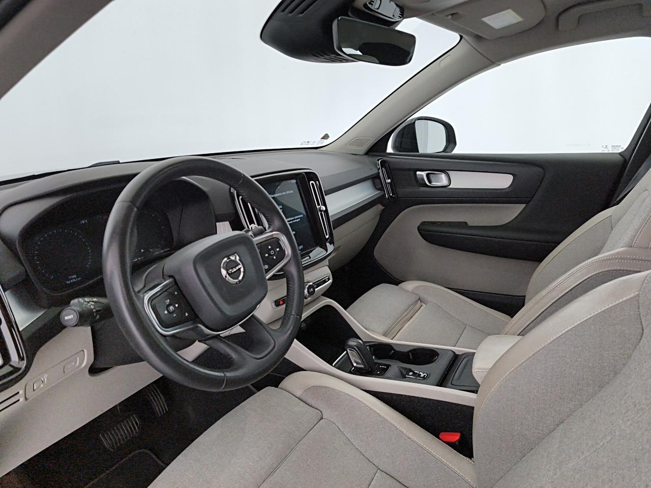 Volvo XC40 2.0 d3 Momentum awd