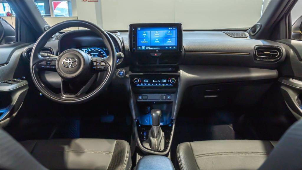 TOYOTA Yaris Cross 1.5h Premiere awd-i 116cv e-cvt del 2021