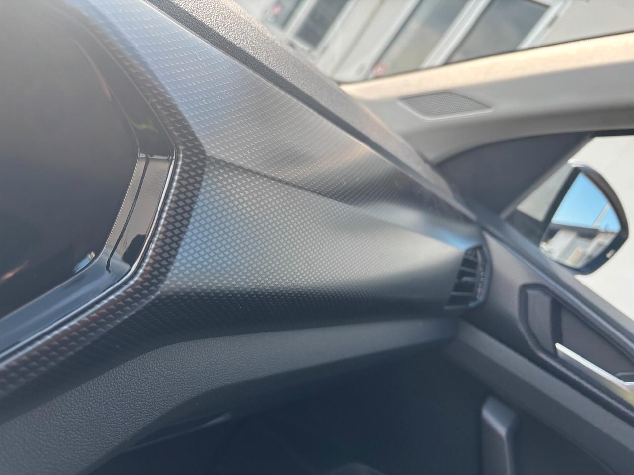 Volkswagen T-Cross 1.0 TSI Style
