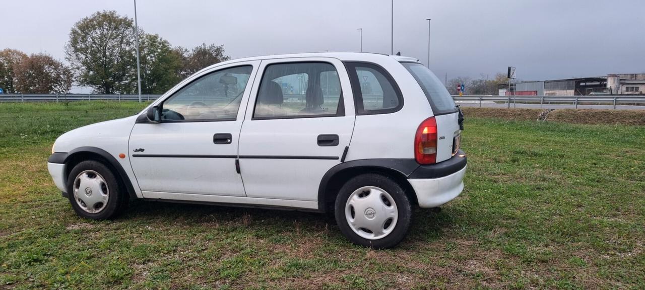 Opel Corsa 1.2