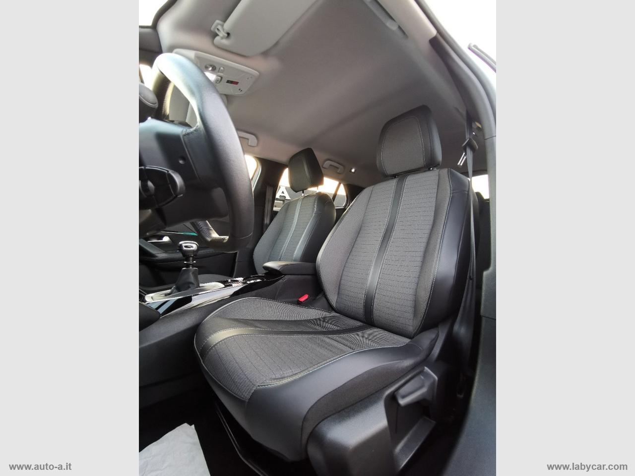 PEUGEOT 2008 BlueHDi 110 S&S Allure