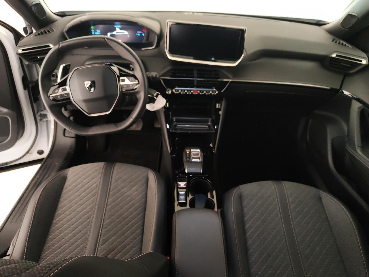 Peugeot 2008 PureTech 130 S&S EAT8 Allure