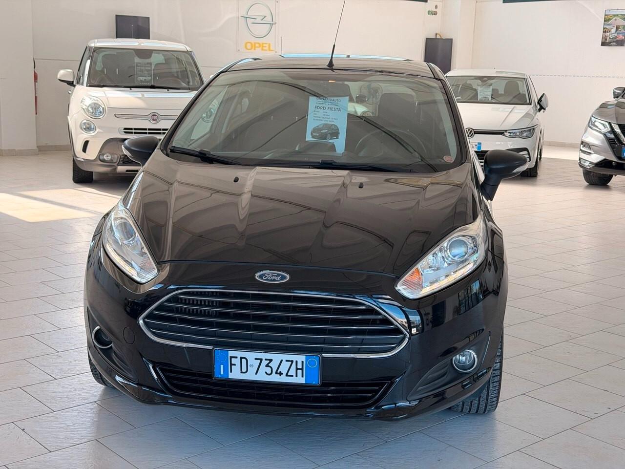 Ford Fiesta 1.5 TDCi 75CV 5 porte Black & White Edition