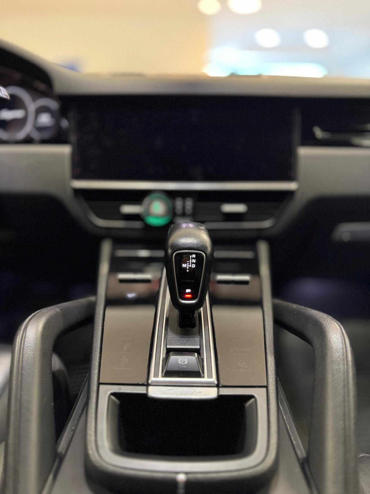 Porsche Cayenne 3.0 V6