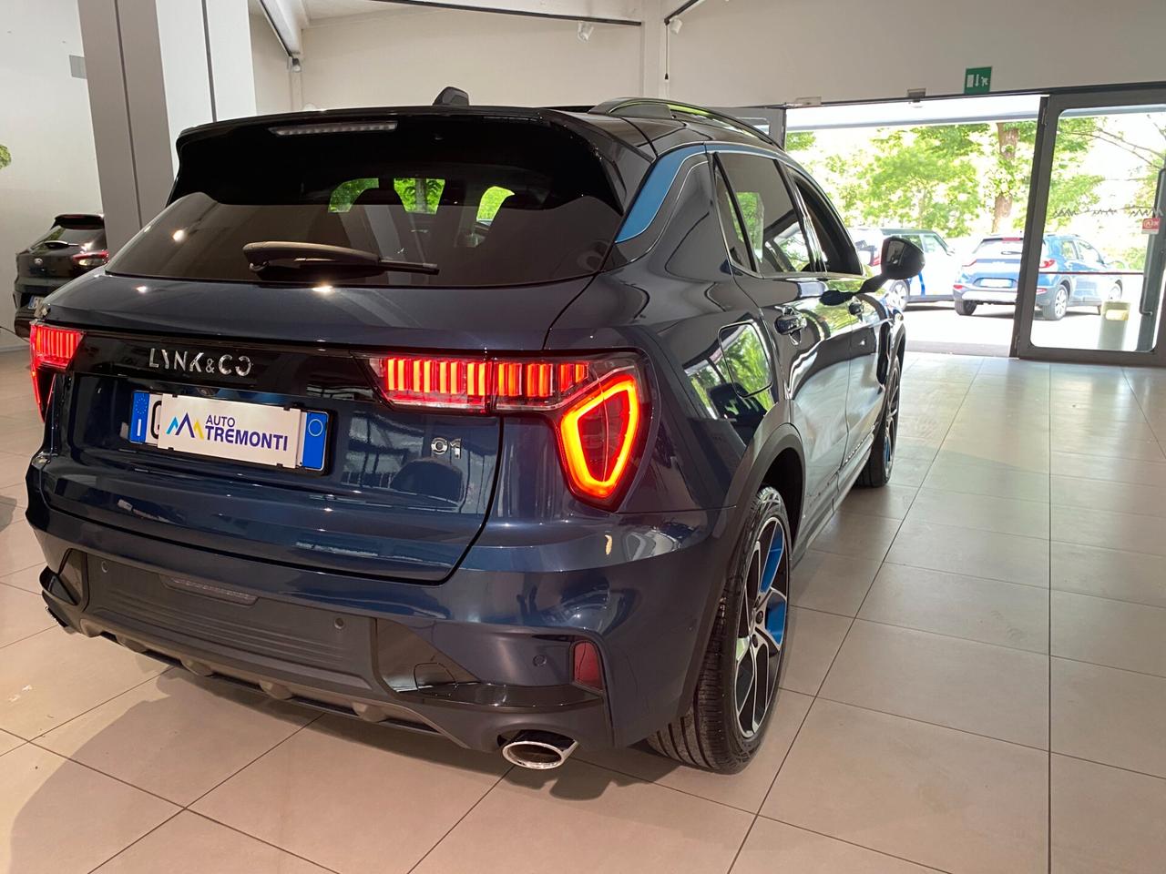 Lynk&co 01 PHEV