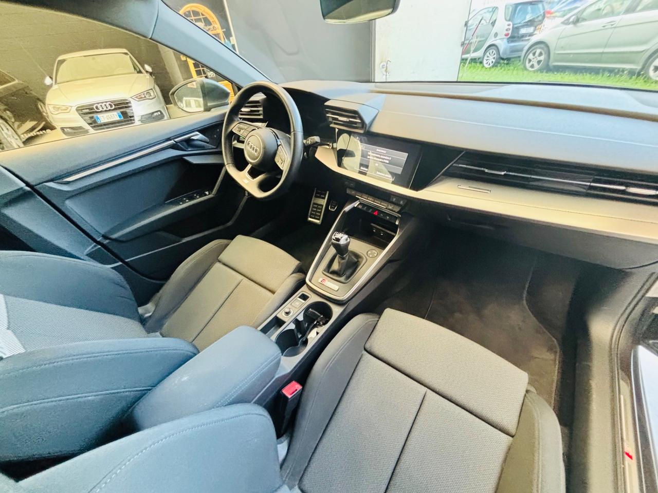 Audi A3 Sedan 35 TFSI S line edition