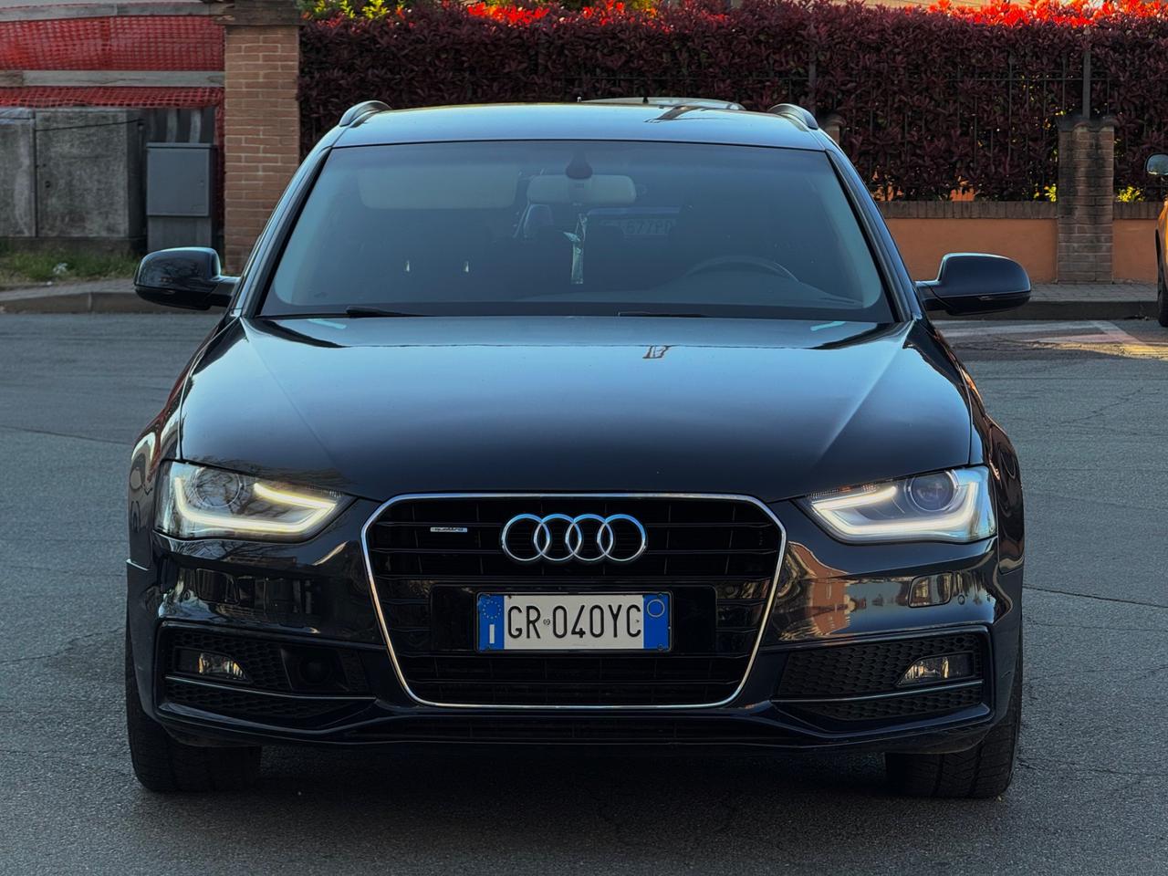 Audi A4 Avant 2.0 TDI 177 CV quattro S tronic edition