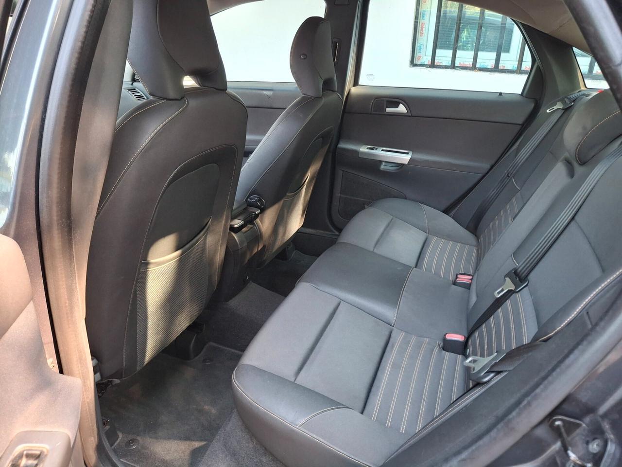 Volvo S40 2.0 D cat Summum