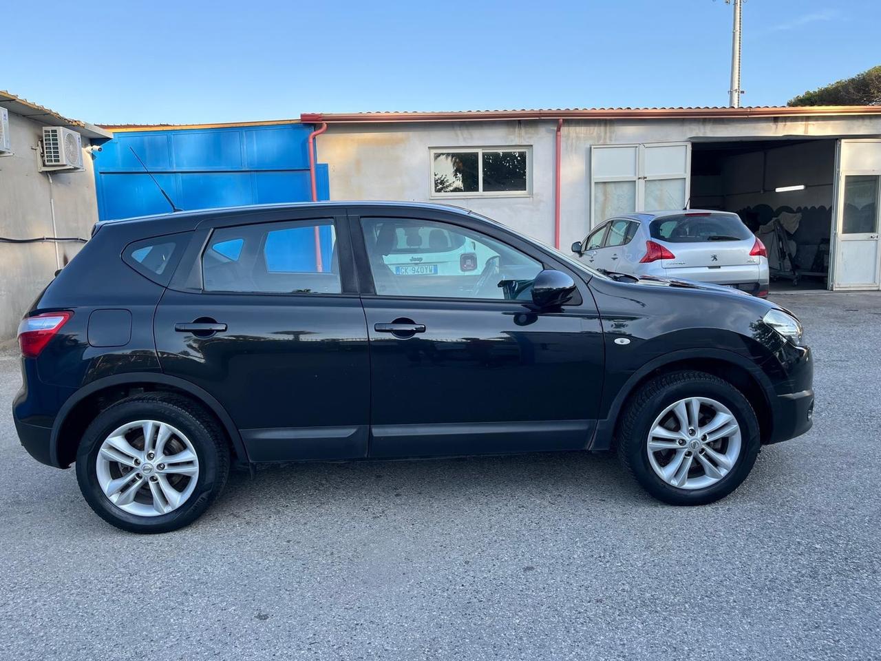 Nissan Qashqai 1600 gpl - full- 11/2010